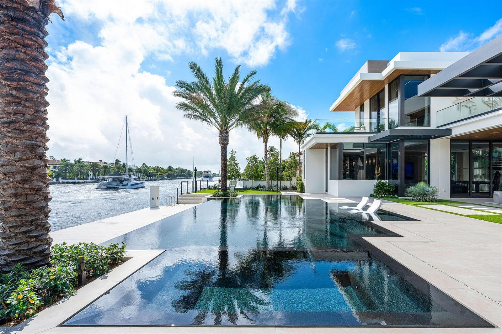 1520_Royal_Palm_Way_37