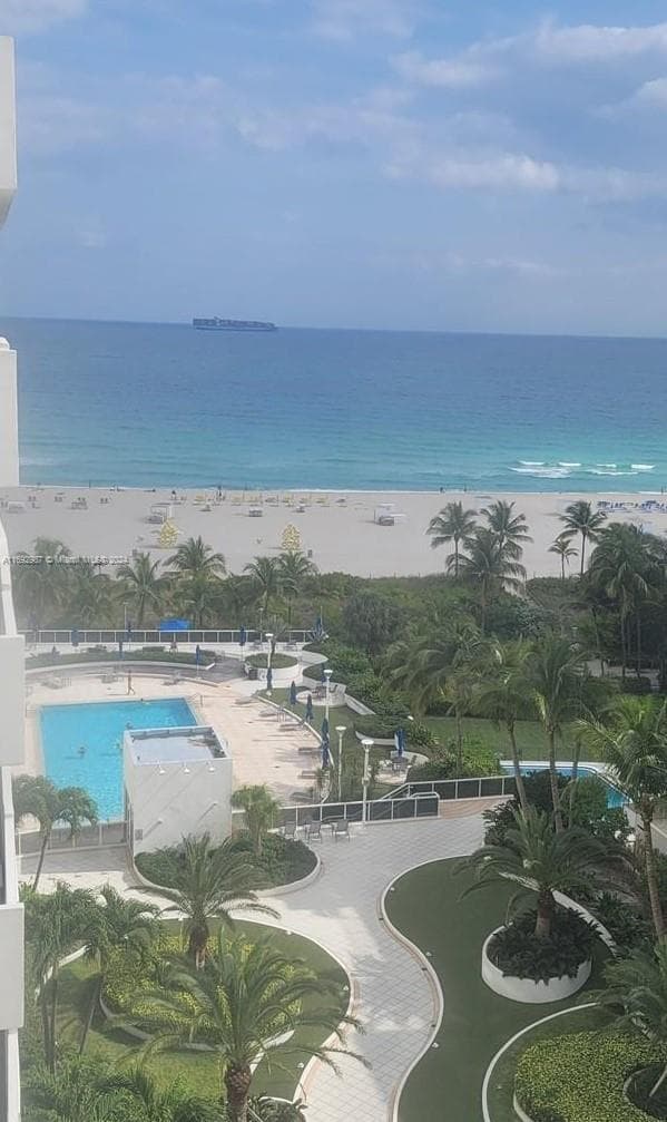 The Decoplage · #1115 in Miami Beach - Photo 7