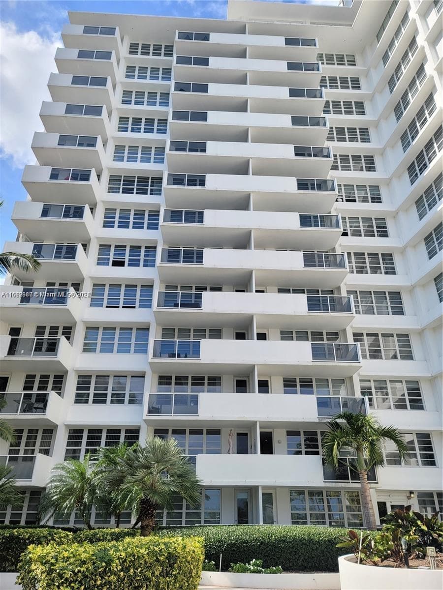 The Decoplage · #1115 in Miami Beach - Photo 19