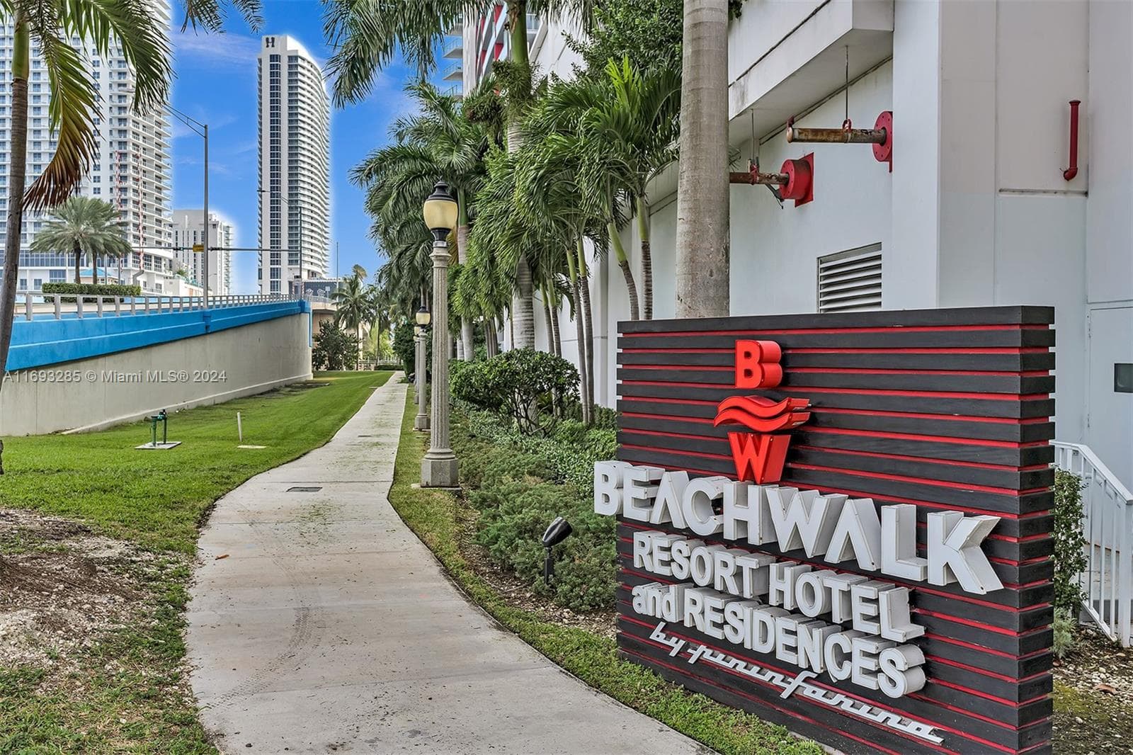 2602 E Hallandale Beach Blvd Unit #R2708 photo 31