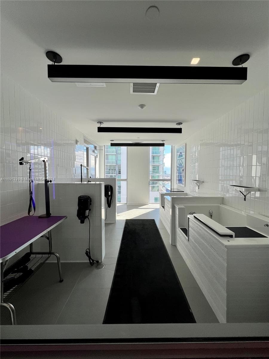 YotelPad Miami · #2613 in Miami - Photo 36