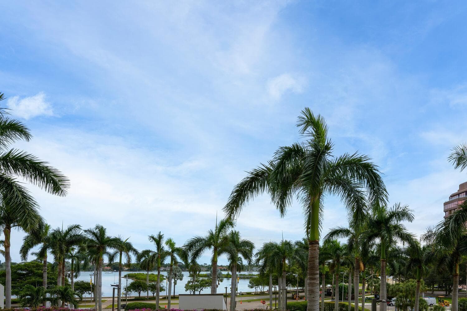529 S Flagler Dr Unit TH3G-large-007-001