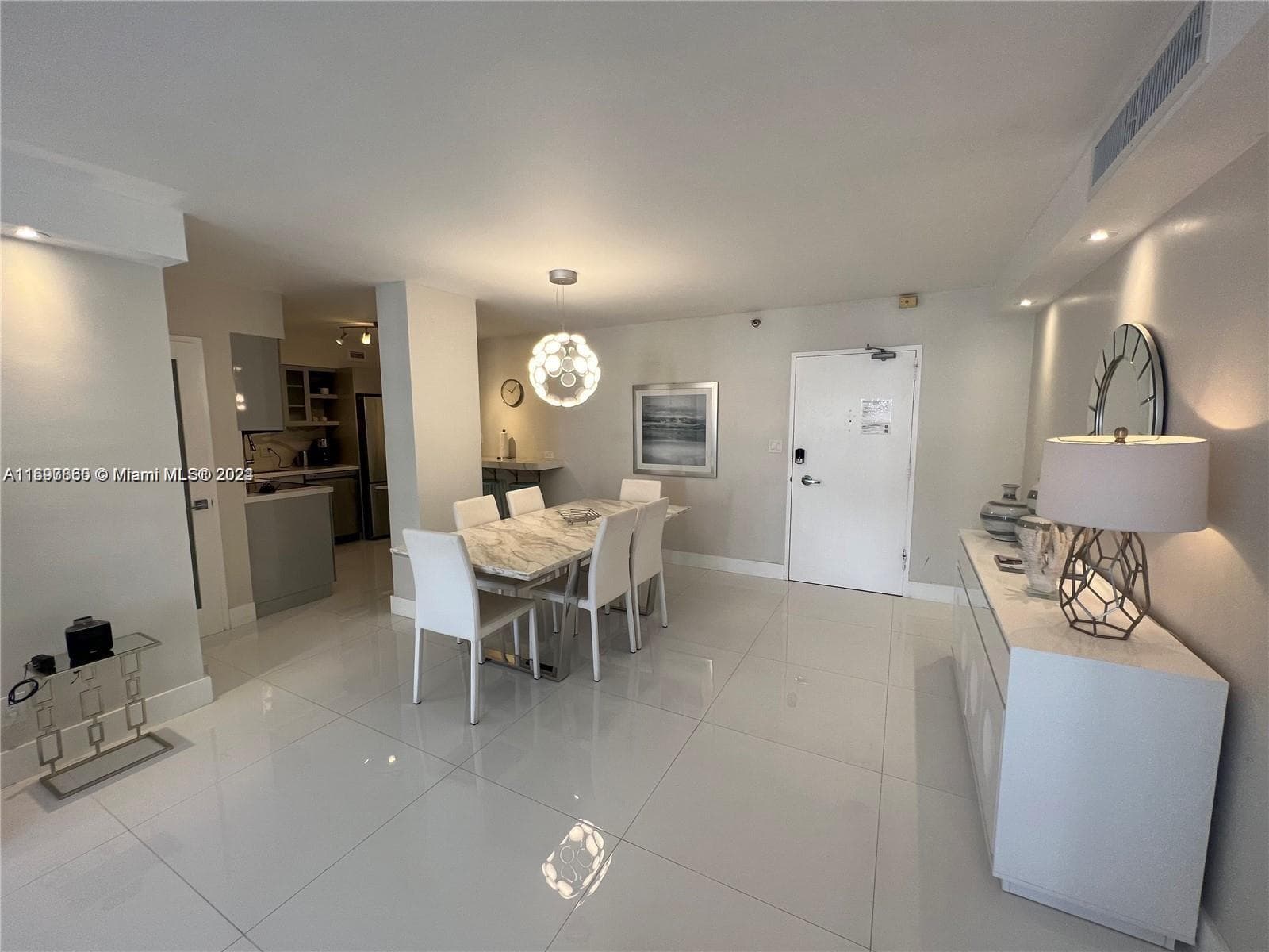 Seacoast 5151 · #1403 in Miami Beach - Photo 8