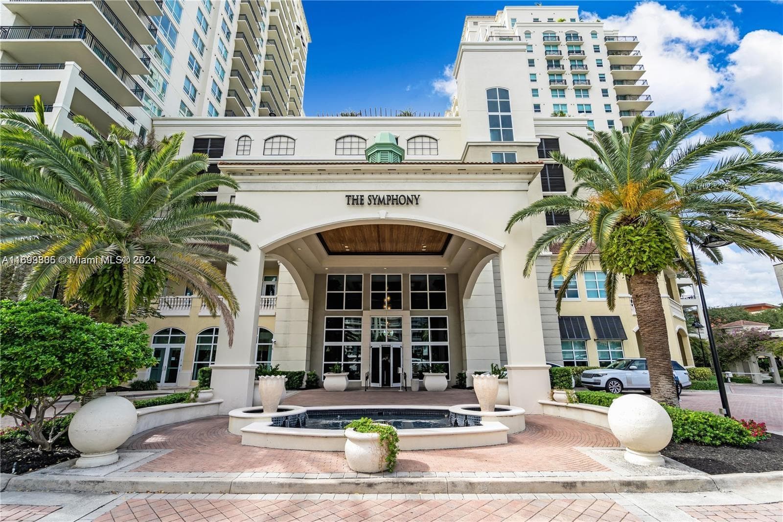 SYMPHONY · #509S in Fort Lauderdale - Photo 32