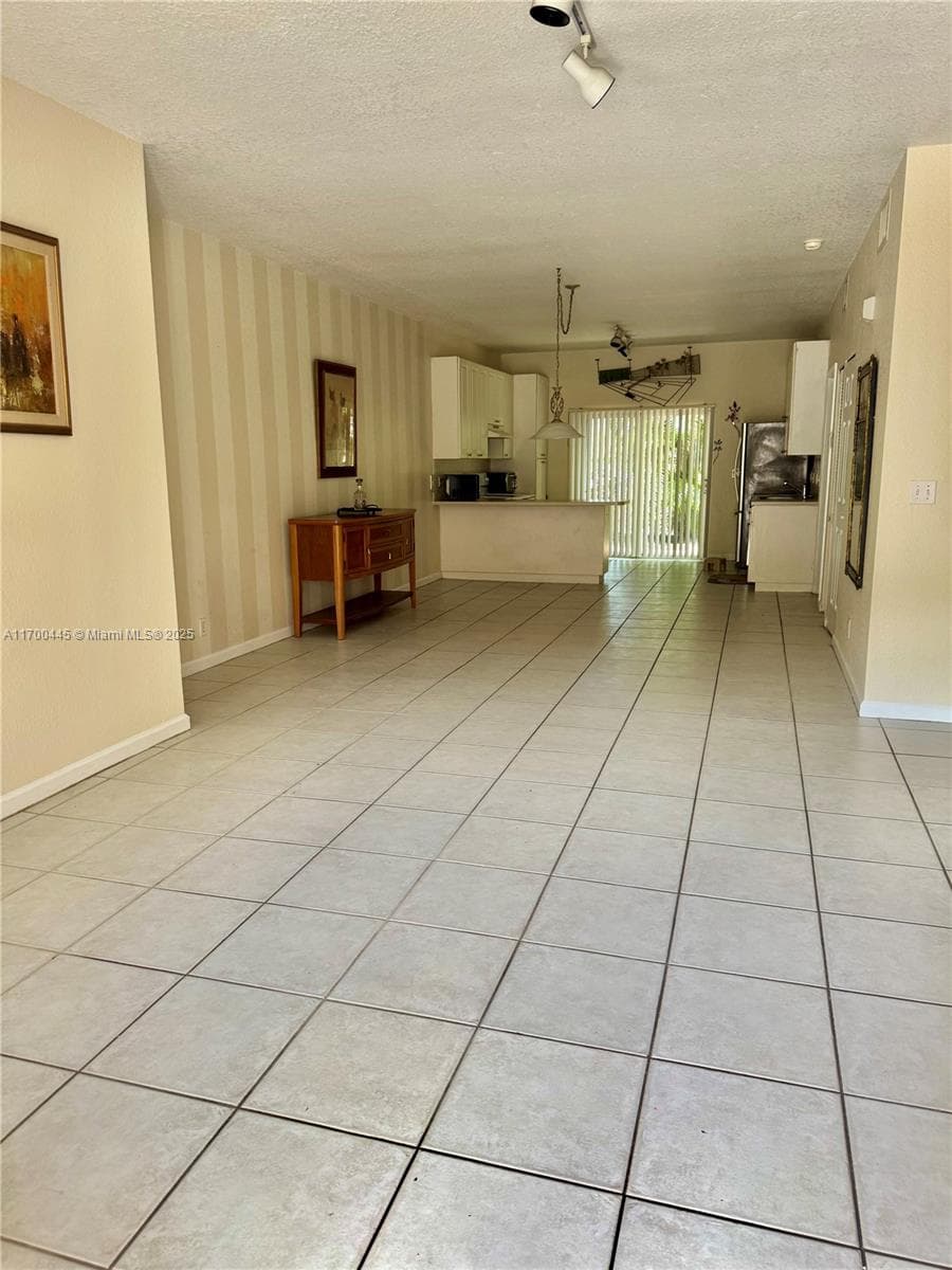 WASHINGTON PALMS CONDO · #2 in Hollywood - Photo 10