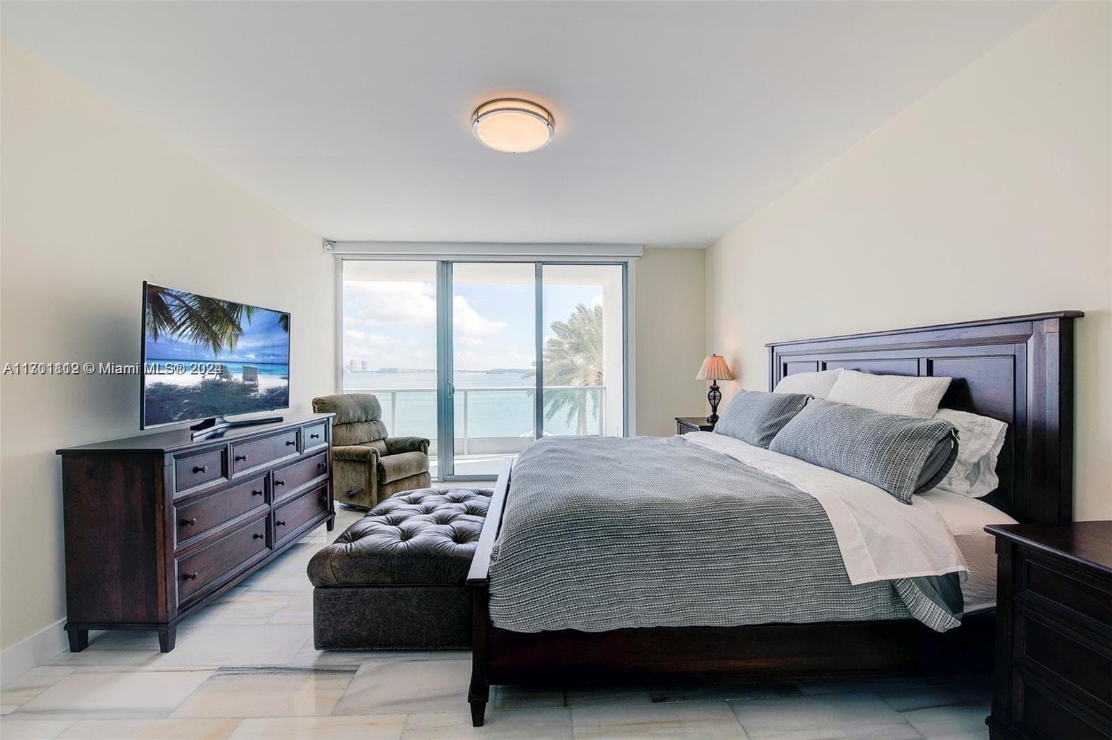 Jade Brickell · #903 in Miami - Photo 26