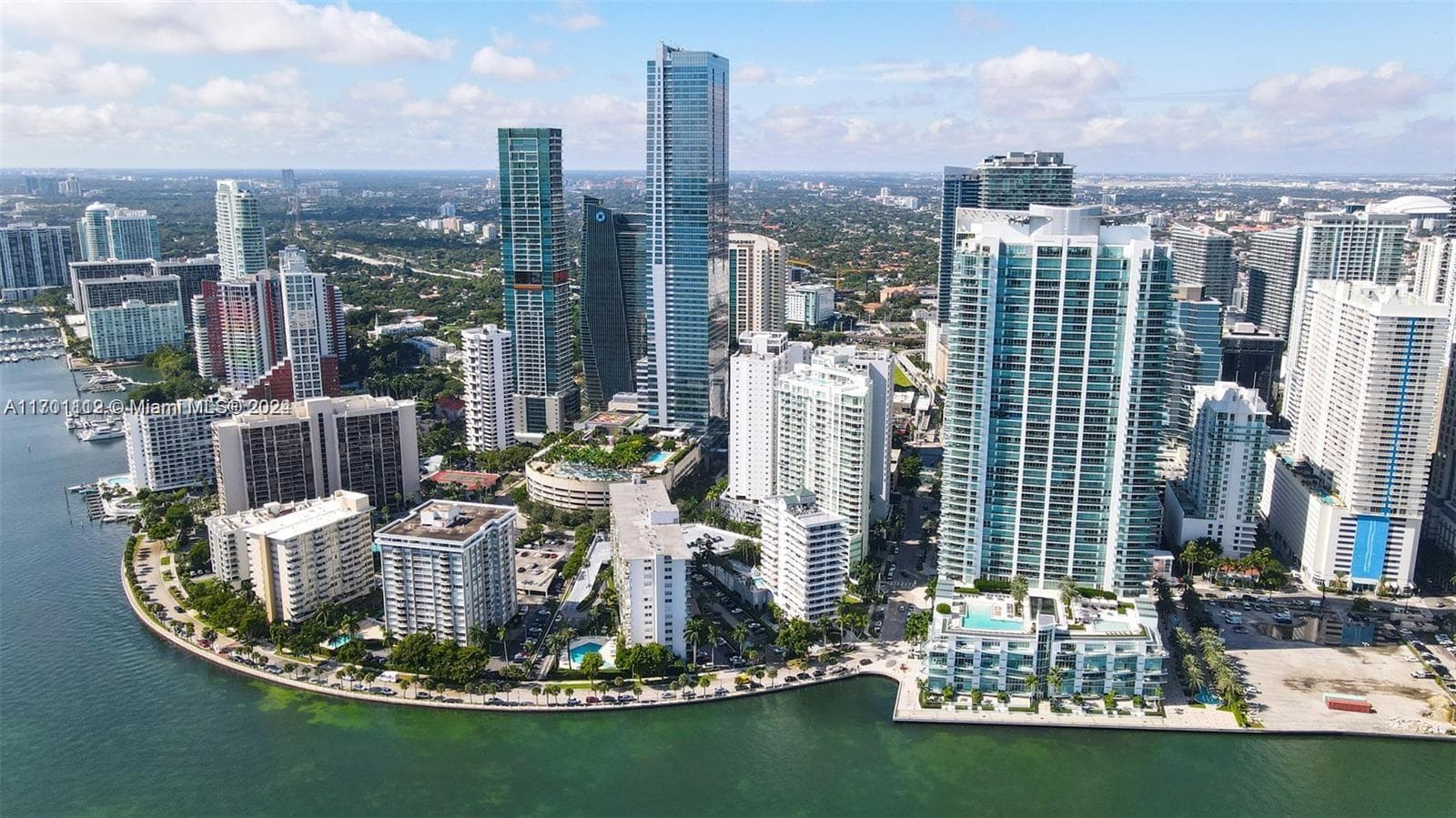 Jade Brickell · #903 in Miami - Photo 34