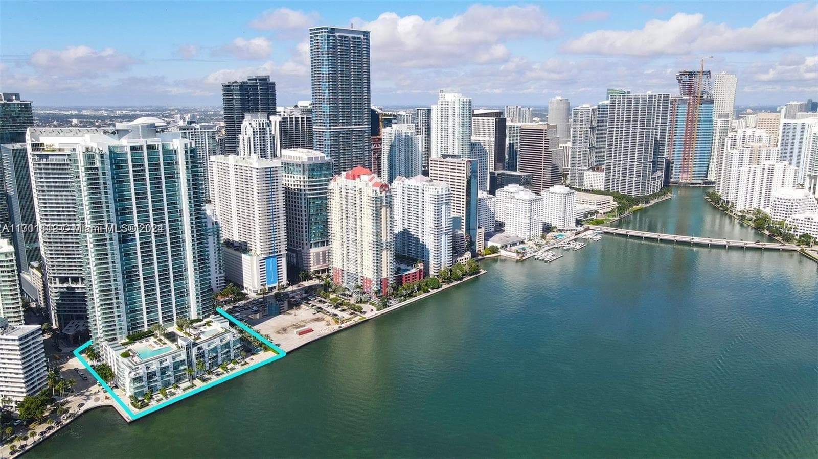 Jade Brickell · #903 in Miami - Photo 35