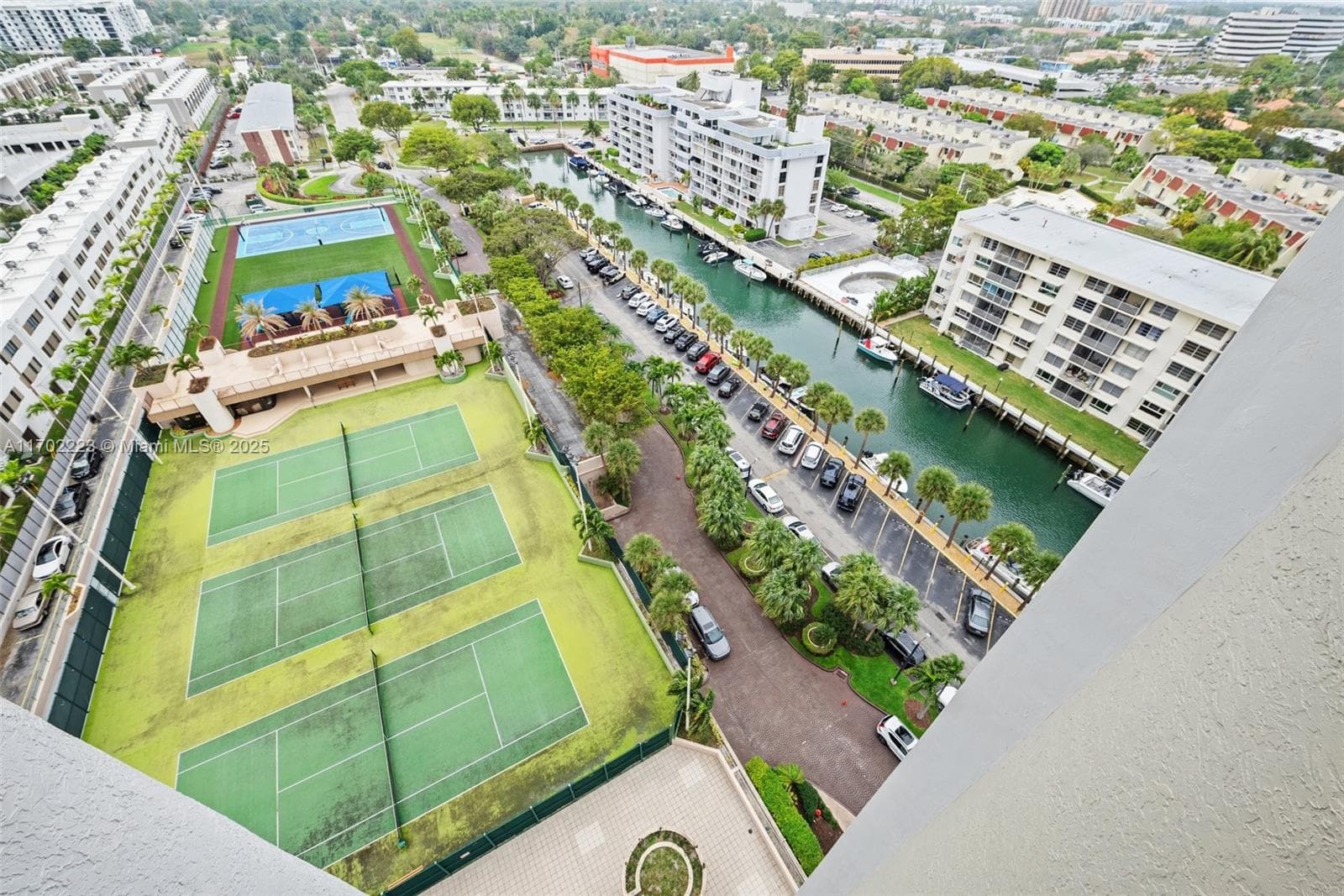 Cricket Club · #1710 in Miami - Photo 18