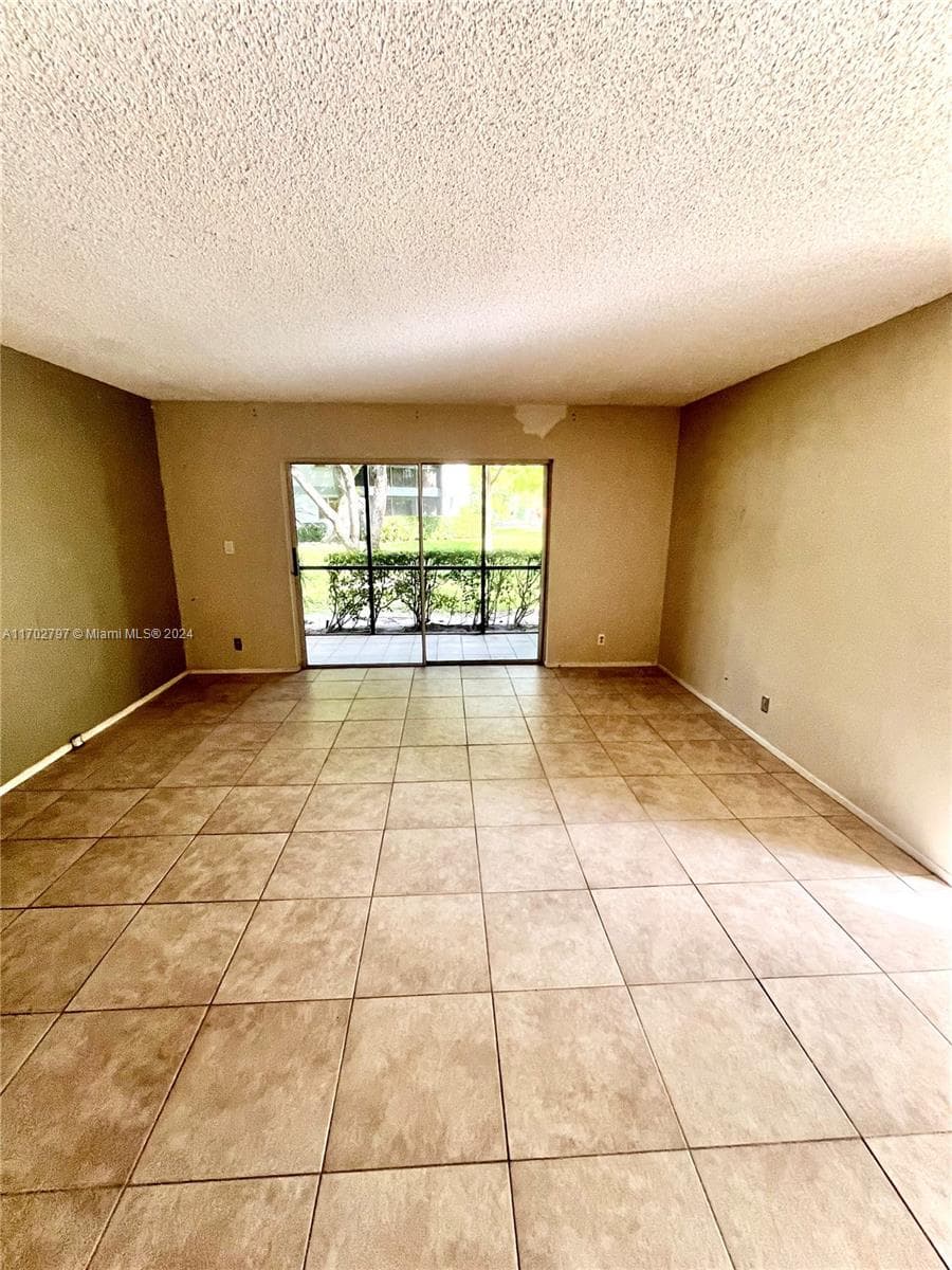 LAKES OF OAKLAND FOREST · #104 in Oakland Park - Photo 5