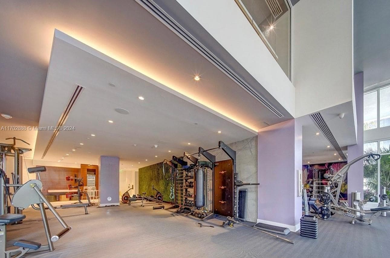 NEW RIVER CENTER · #1050 in Fort Lauderdale - Photo 16