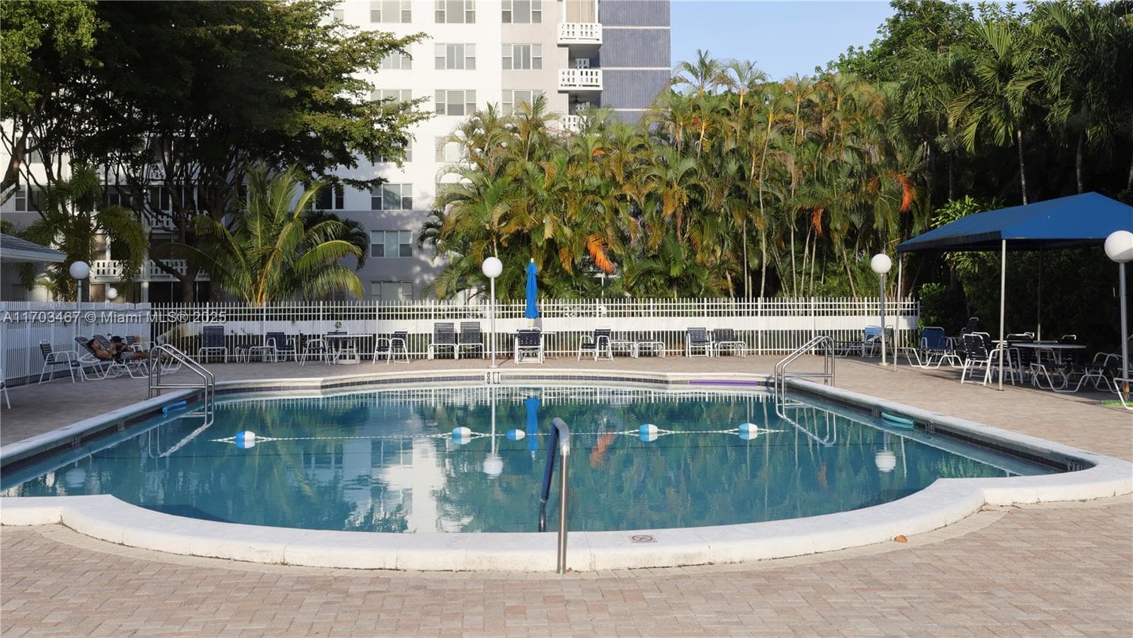 Hillcrest No. 21 Inc. · #604A in Hollywood - Photo 23