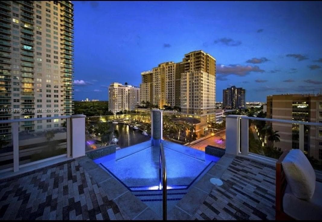 NEW RIVER CENTER · #2420 in Fort Lauderdale - Photo 6