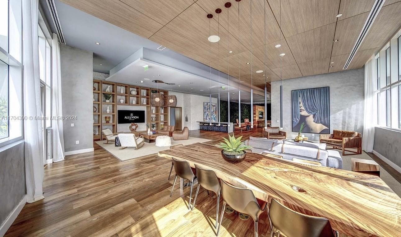 NEW RIVER CENTER · #2420 in Fort Lauderdale - Photo 10