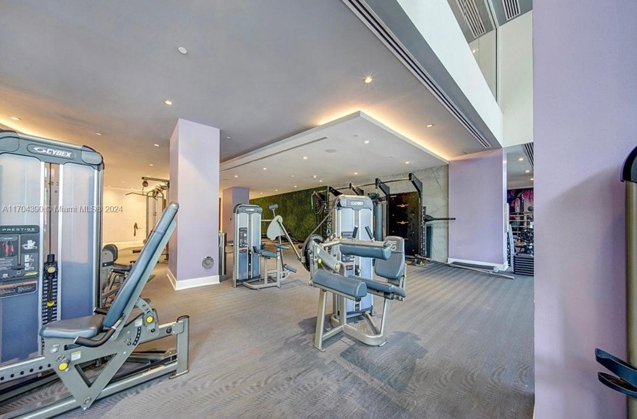 NEW RIVER CENTER · #2420 in Fort Lauderdale - Photo 18