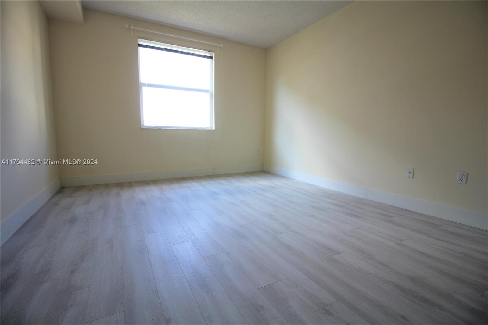 Porto Bellagio · #2612 in Sunny Isles Beach - Photo 9