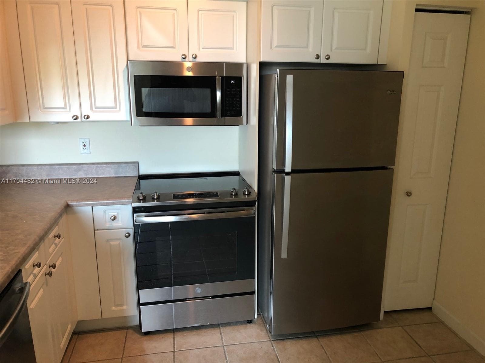Porto Bellagio · #2612 in Sunny Isles Beach - Photo 4