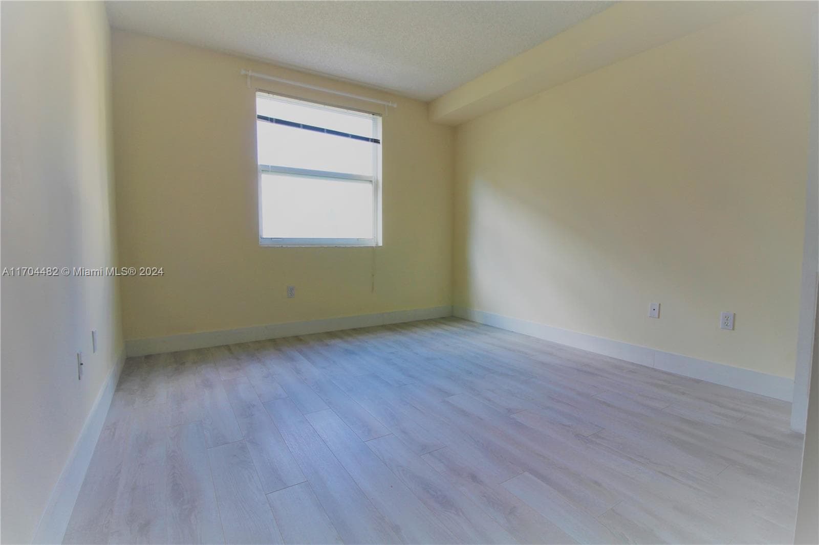 Porto Bellagio · #2612 in Sunny Isles Beach - Photo 25