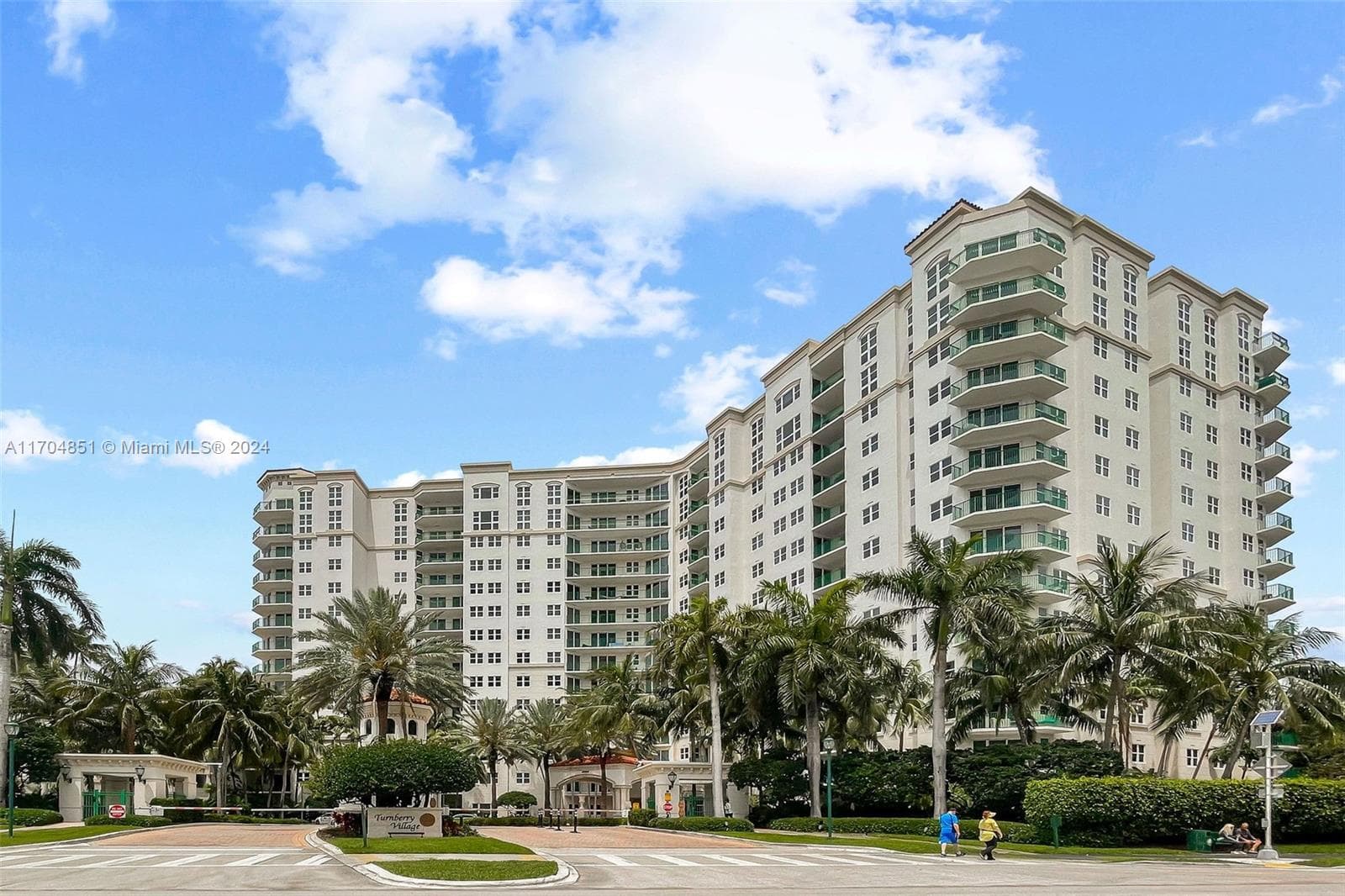 Turnberry Village · #610 in Aventura - Photo 22