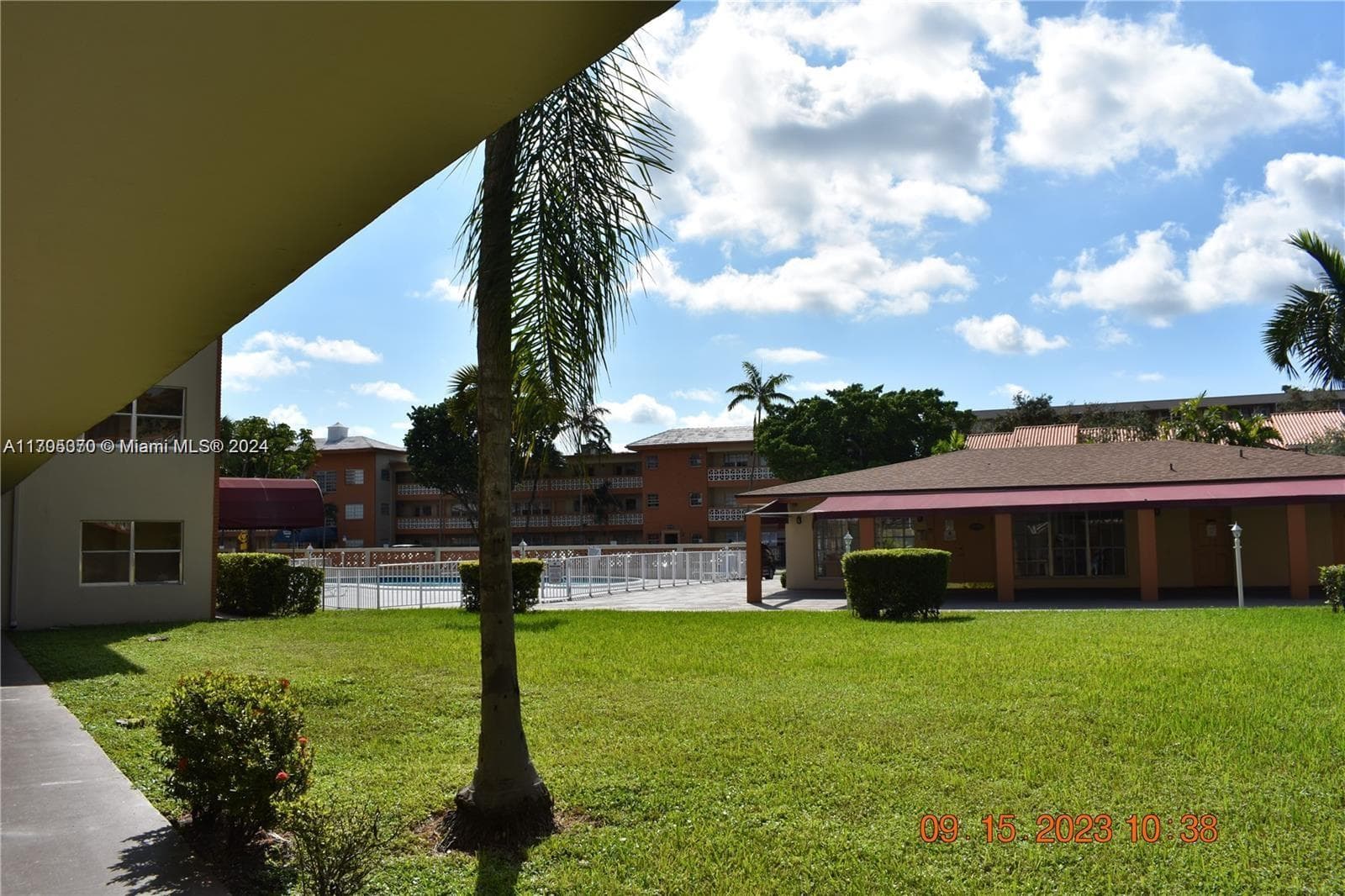 SUTTON HOUSE CONDO · #8 in North Miami - Photo 17