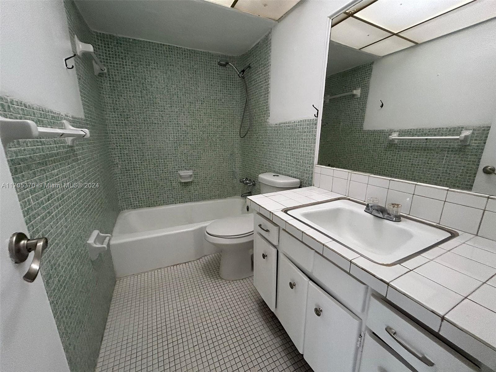 SUTTON HOUSE CONDO · #8 in North Miami - Photo 9