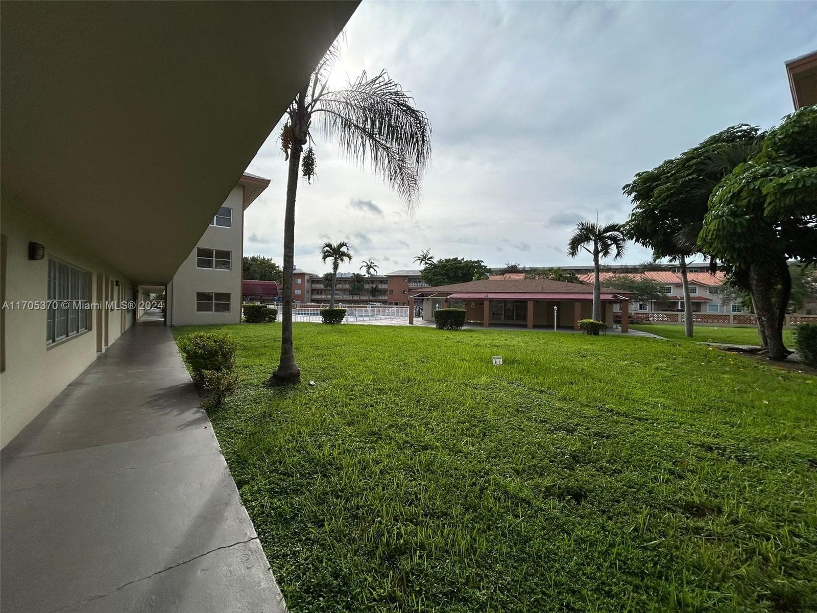 SUTTON HOUSE CONDO · #8 in North Miami - Photo 15