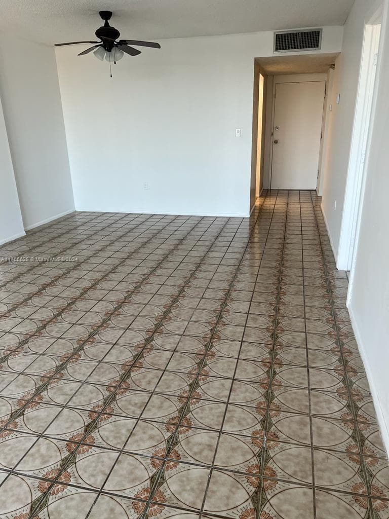 PARKWAY TOWERS BLDG 1 CON · #821 in Miami - Photo 6
