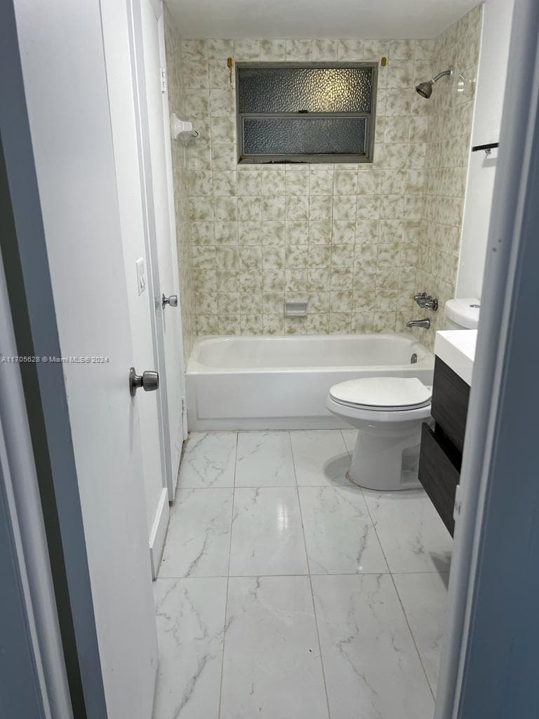 PARKWAY TOWERS BLDG 1 CON · #821 in Miami - Photo 11