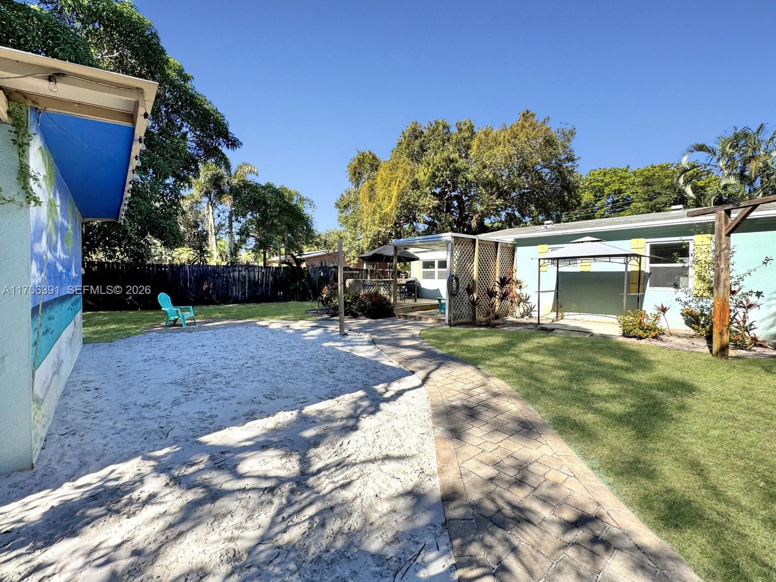 1820 SW 11th Ct photo 29