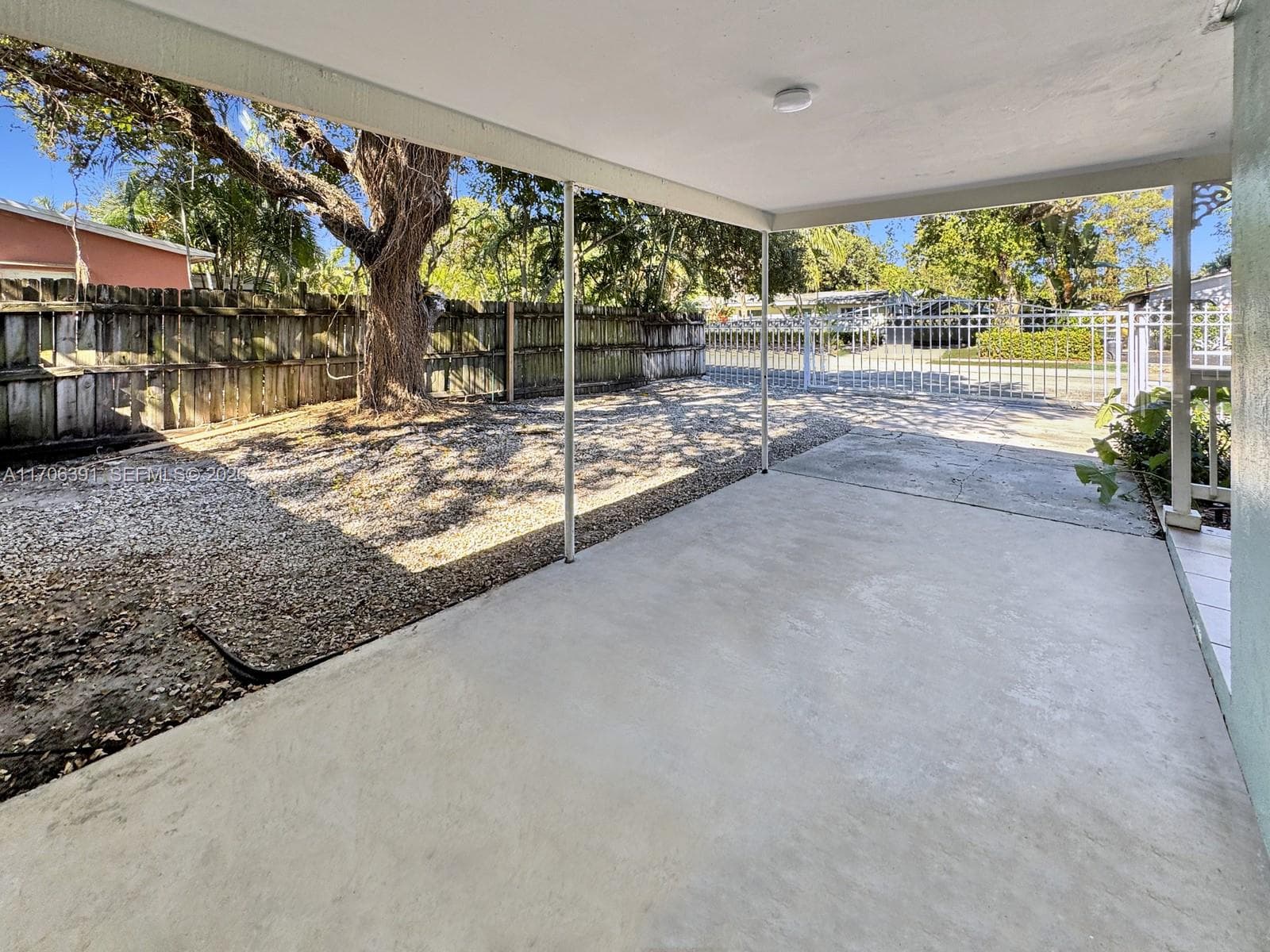 1820 SW 11th Ct photo 8