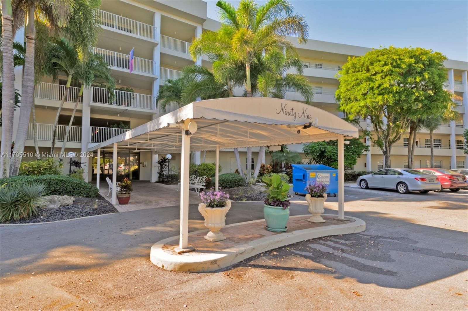 Palm-Aire Country Club 99 · #304 in Pompano Beach - Photo 1