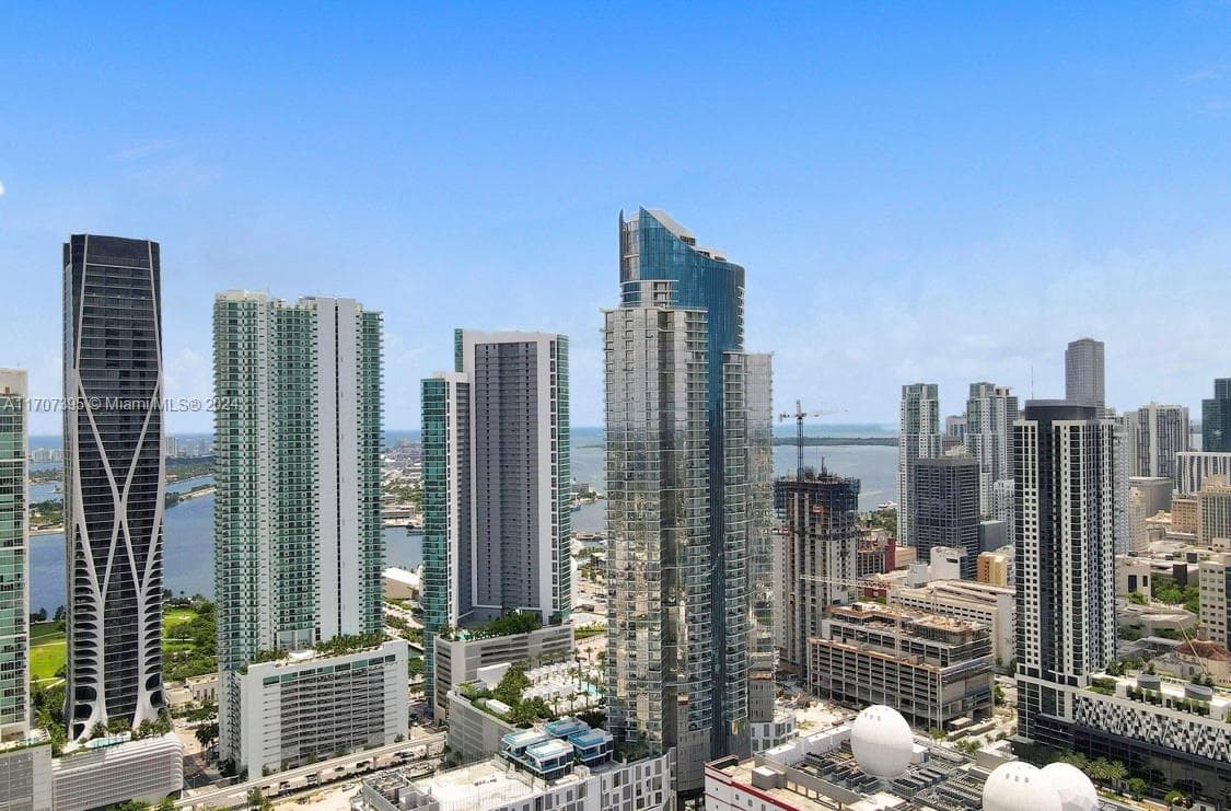 Paramount Miami Worldcenter · #3510 in Miami - Photo 20