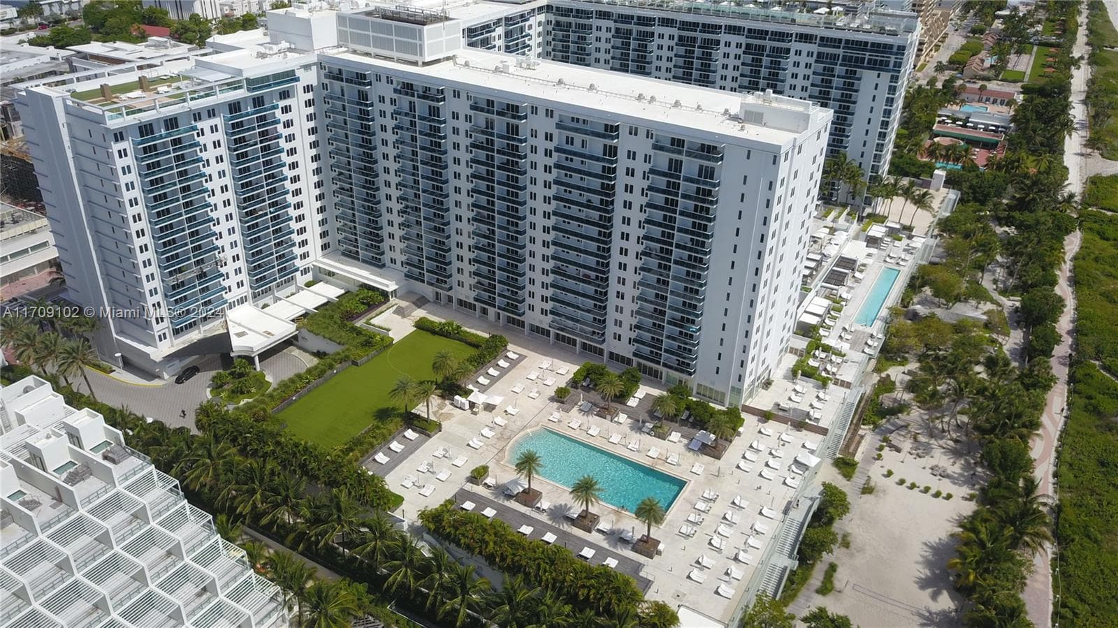 Roney Palace · #1206 in Miami Beach - Photo 27