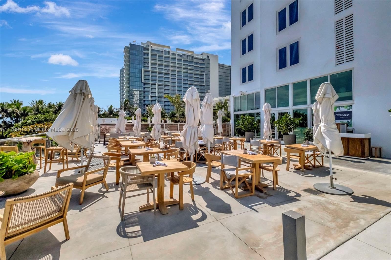 Roney Palace · #1206 in Miami Beach - Photo 45