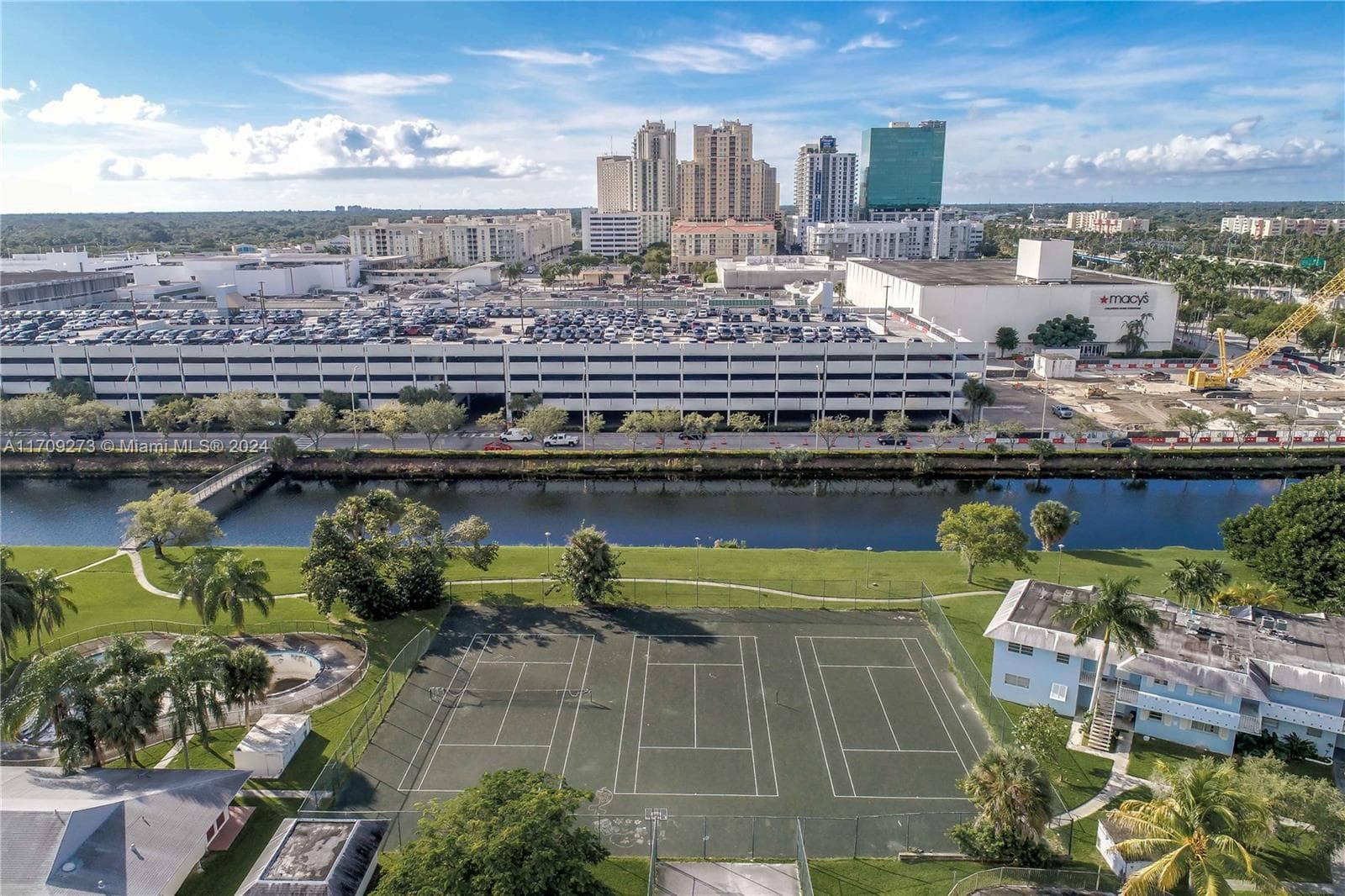 VILLAGE AT DADELAND CONDO · #K405 in Miami - Photo 3
