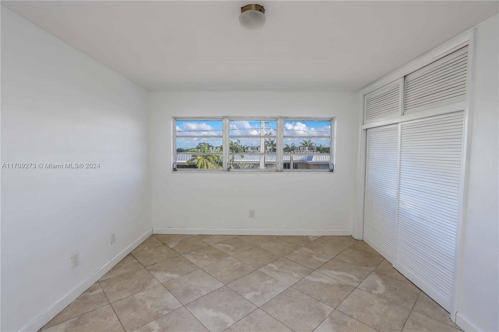 VILLAGE AT DADELAND CONDO · #K405 in Miami - Photo 24