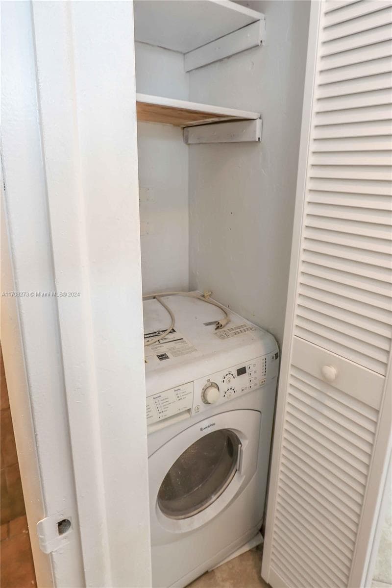 VILLAGE AT DADELAND CONDO · #K405 in Miami - Photo 19