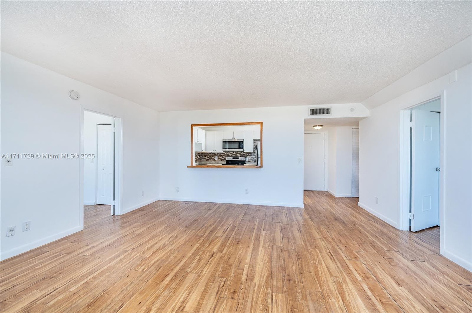 SAILBOAT CAY CONDO · #807 in North Miami - Photo 23