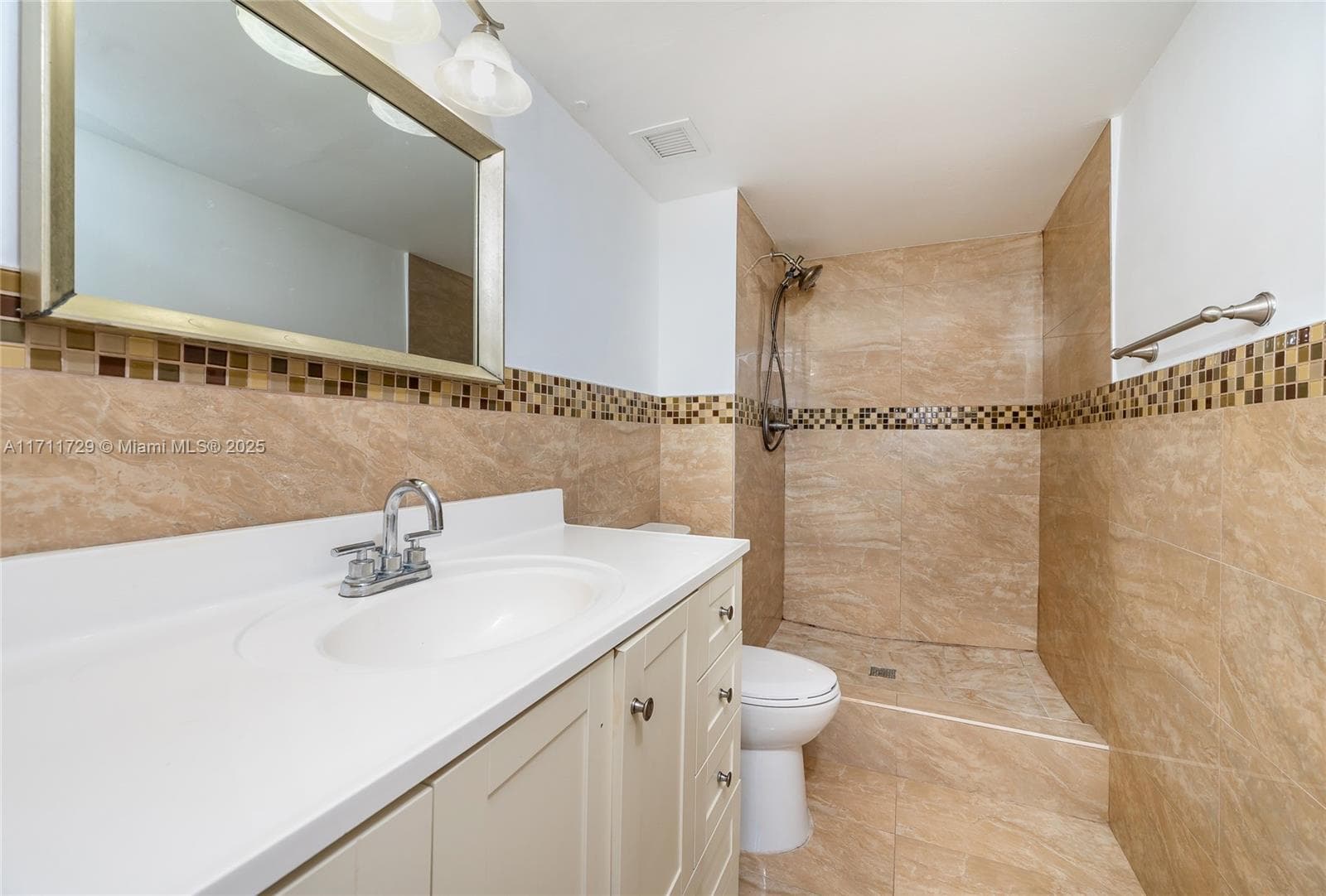 SAILBOAT CAY CONDO · #807 in North Miami - Photo 13
