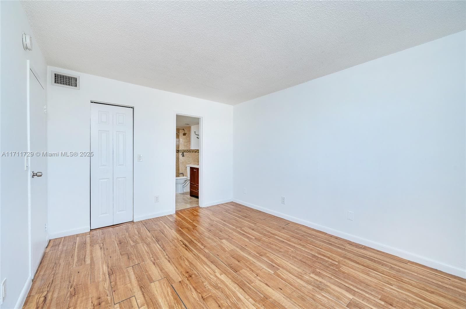 SAILBOAT CAY CONDO · #807 in North Miami - Photo 29