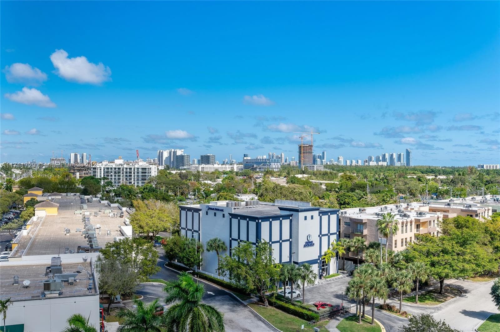SAILBOAT CAY CONDO · #807 in North Miami - Photo 4