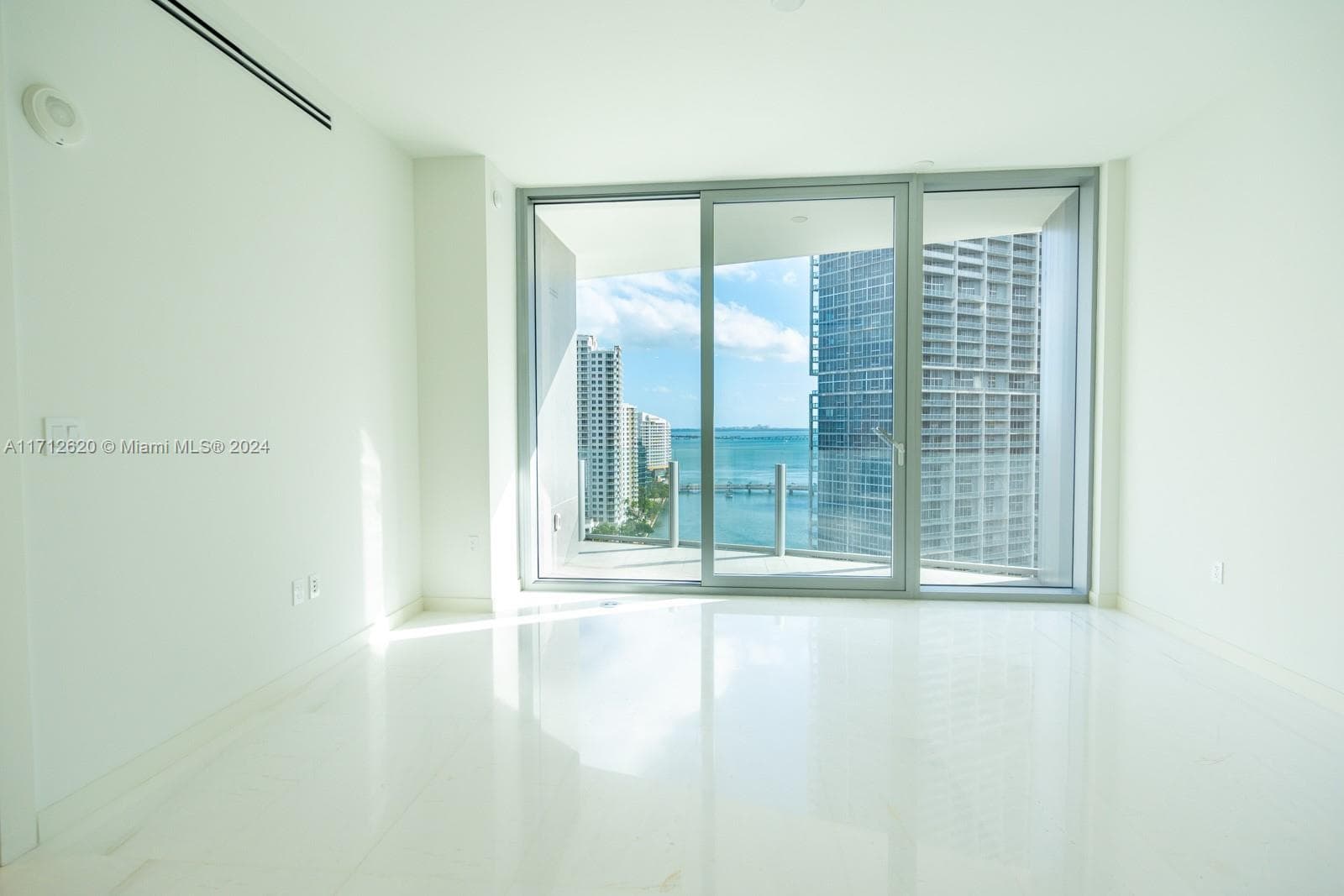 Aston Martin Residences · #1806 in Miami - Photo 30