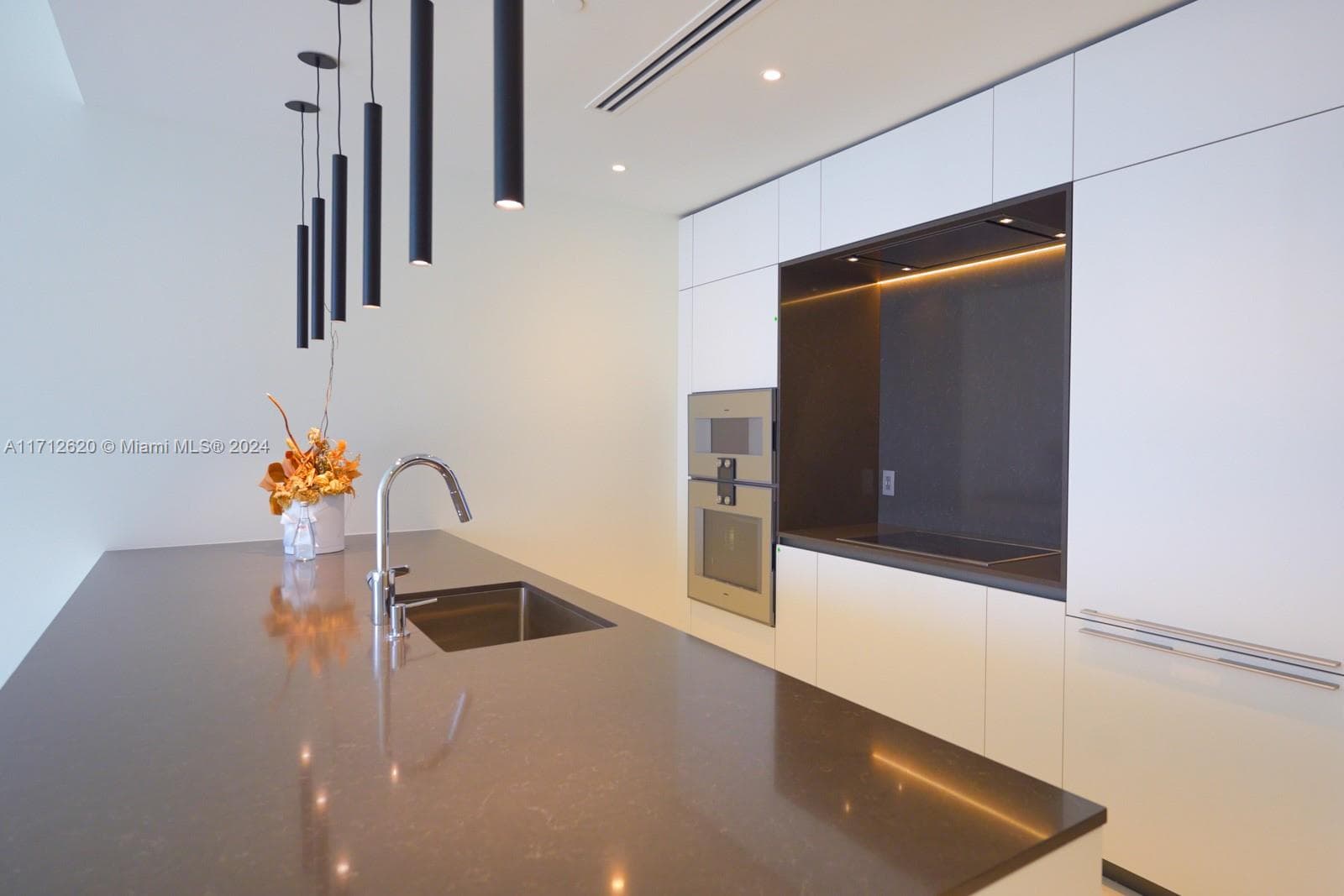 Aston Martin Residences · #1806 in Miami - Photo 51