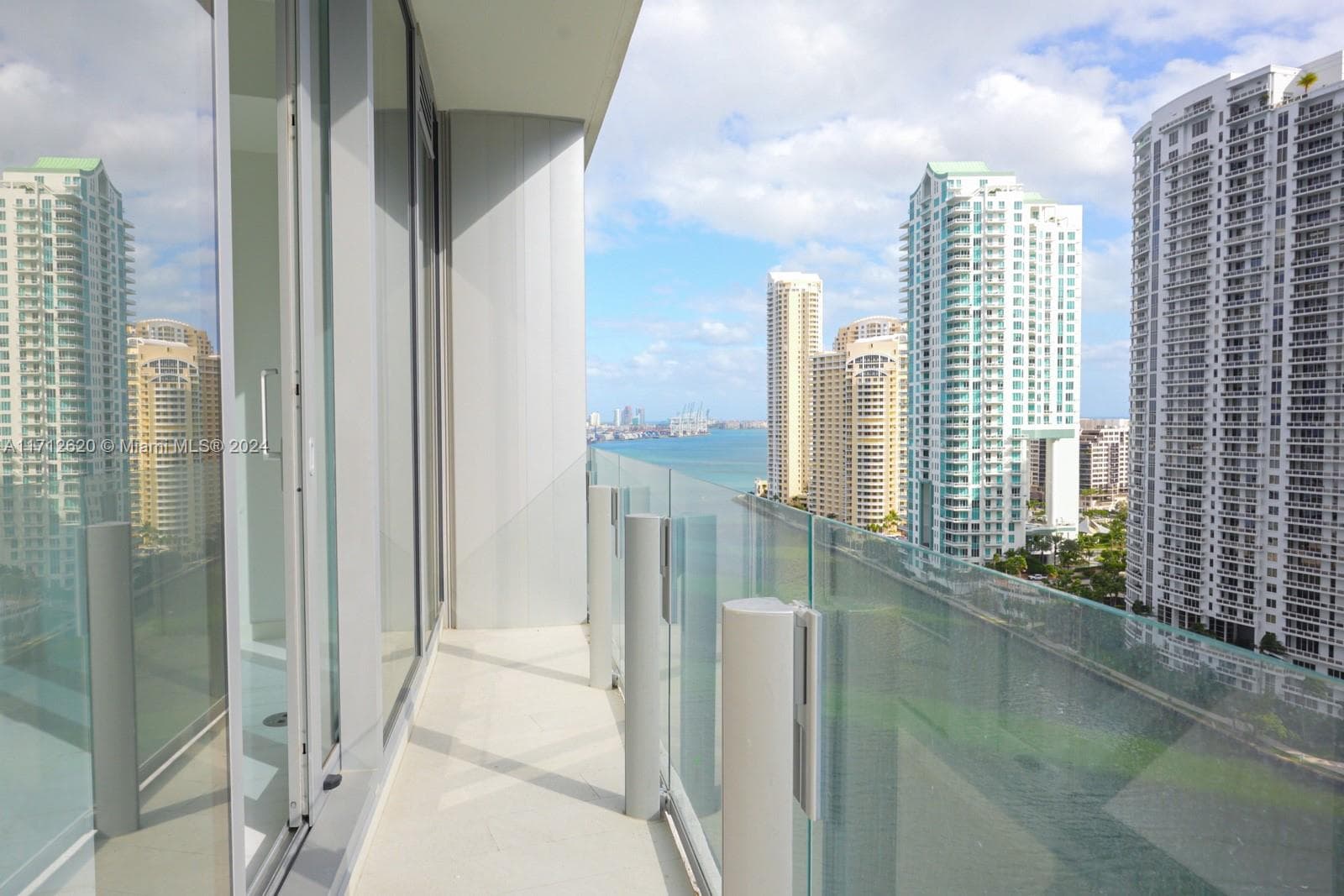 Aston Martin Residences · #1806 in Miami - Photo 40
