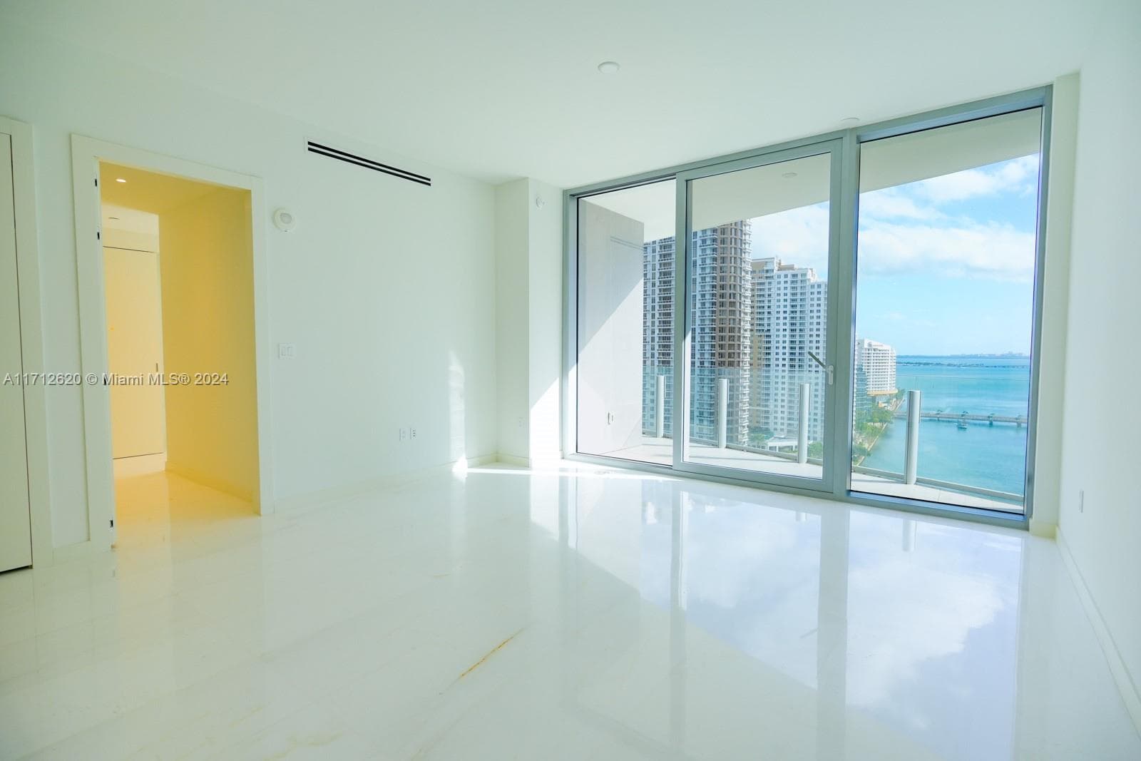 Aston Martin Residences · #1806 in Miami - Photo 31