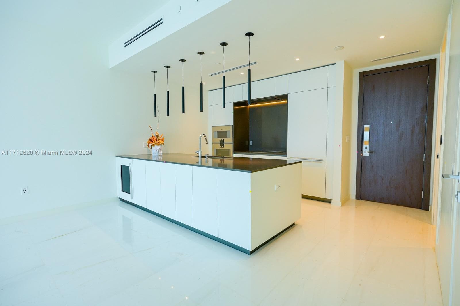 Aston Martin Residences · #1806 in Miami - Photo 29