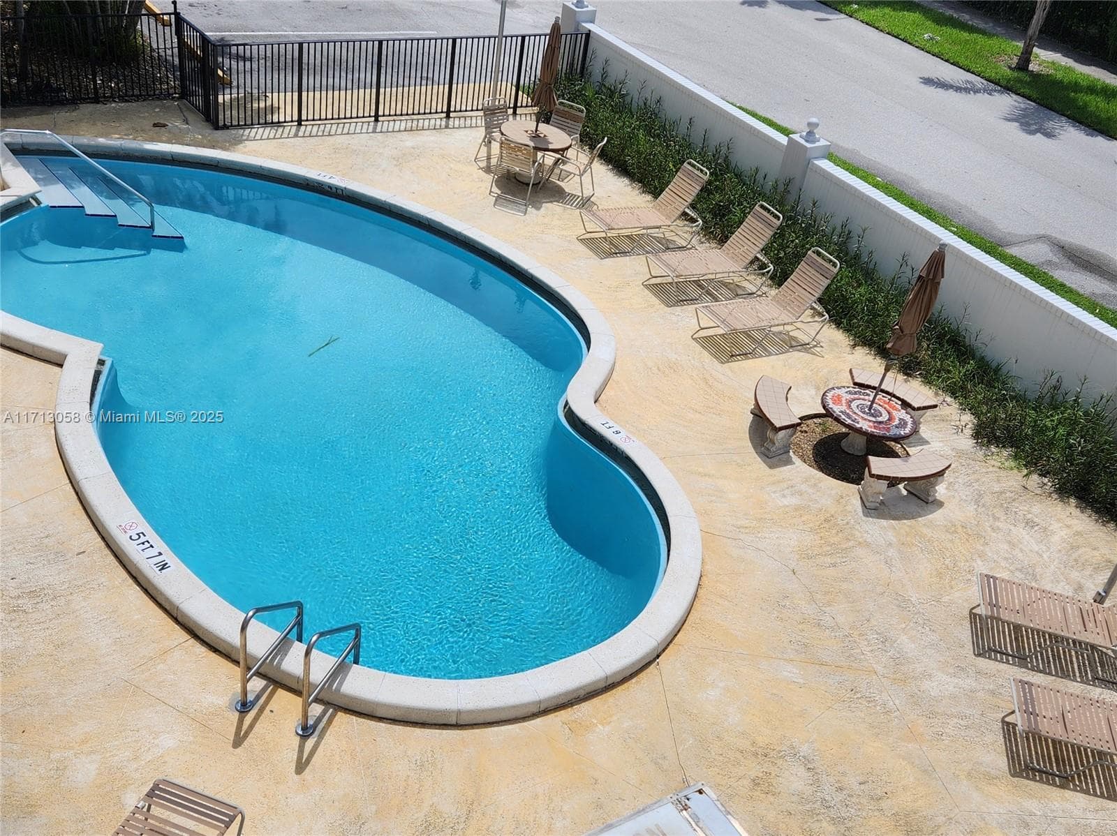 IMPERIAL VILLAGE CONDO · #212 in Fort Lauderdale - Photo 15