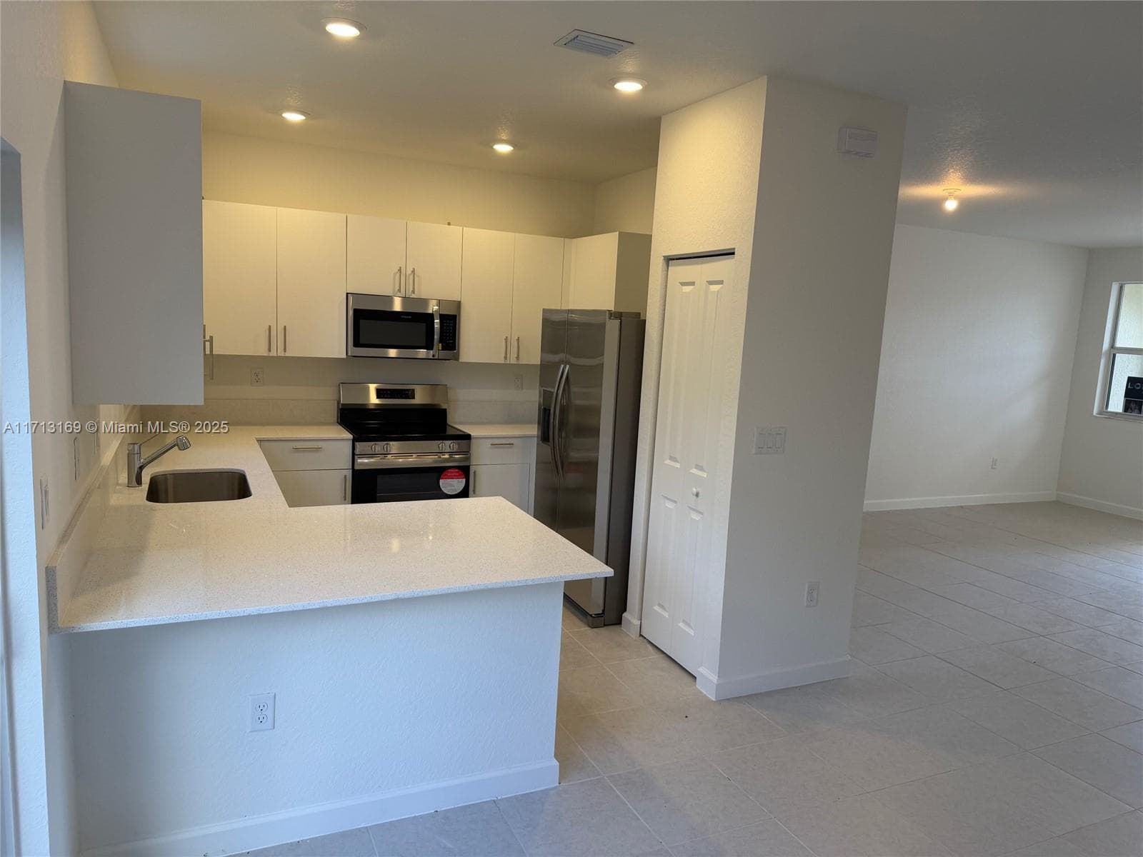 2876 SE 25 AVE #2876 photo 15