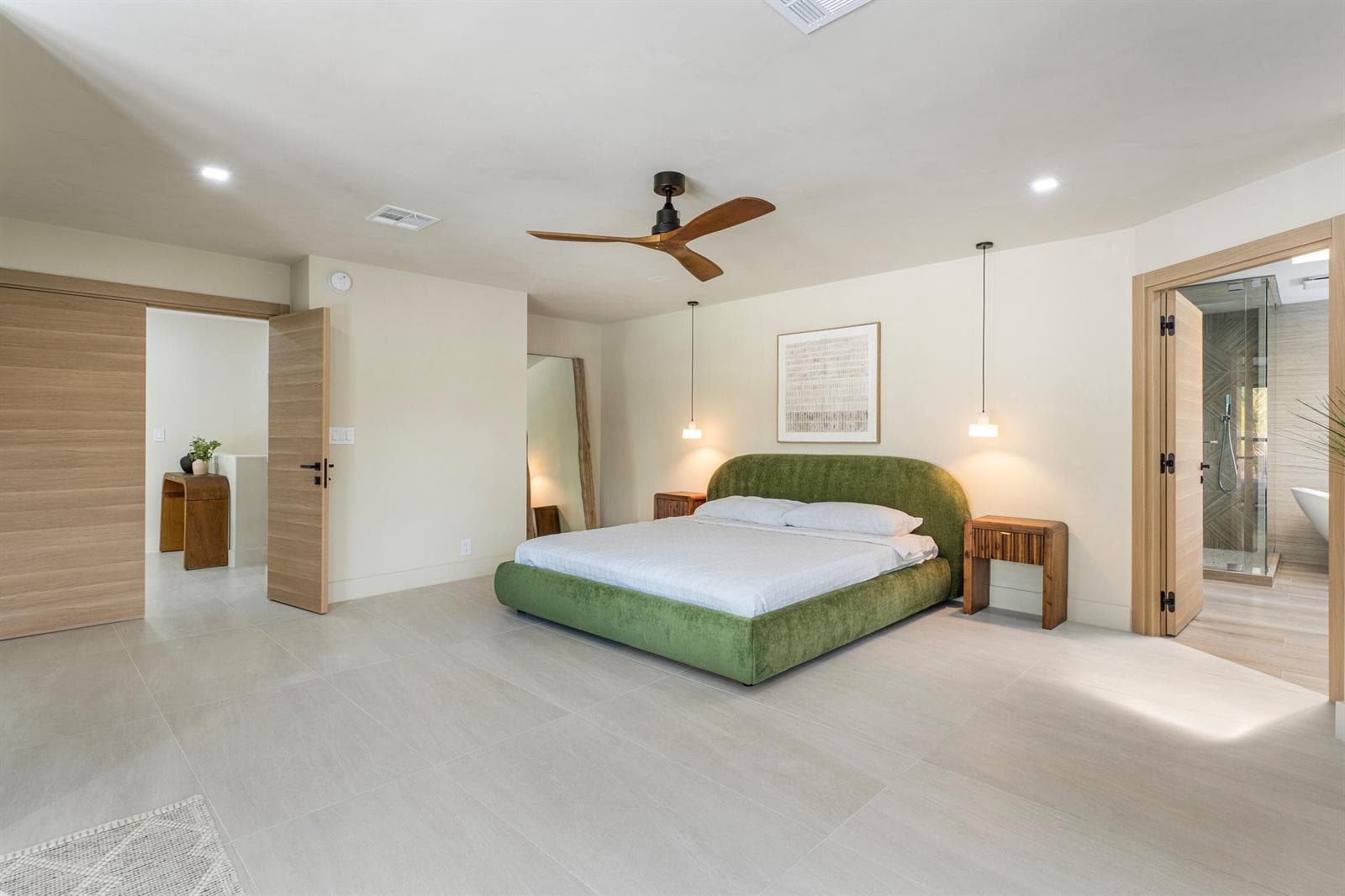 026-425CoralWay-FortLauderdale-FL-33301-