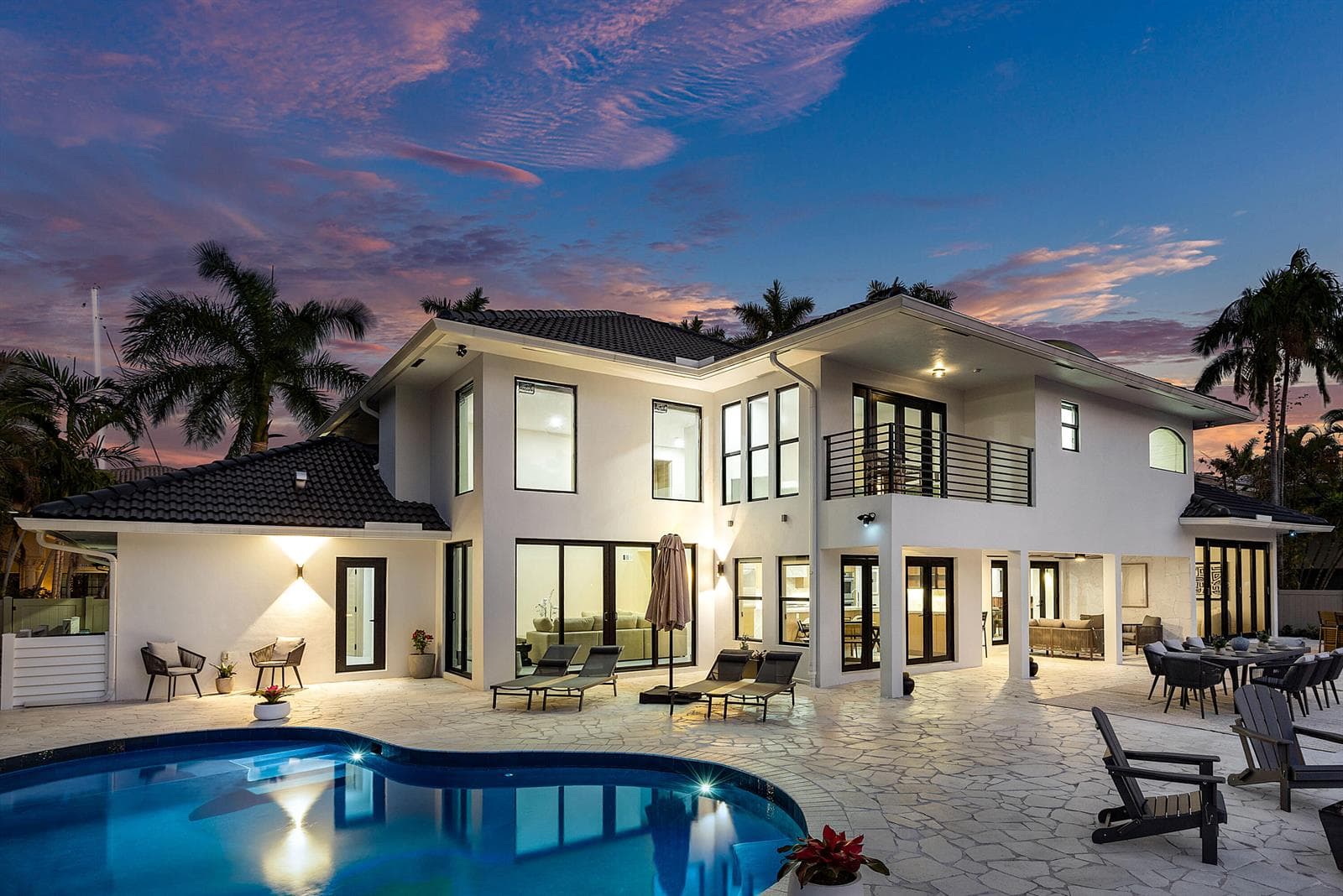 066-425CoralWay-FortLauderdale-FL-33301-